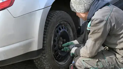 Красноярцам напомнили, куда сдавать старые шины перед сезонной смены резины