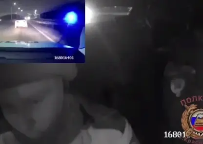 В Красноярске полицейские стреляли по колесам, чтобы остановить пьяного водителя