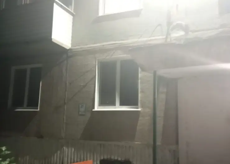 В Канске 11-месячный малыш выпал из окна дома