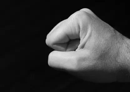 Жители красноярского дома в Энергетиках заявляют о терроре со стороны соседа