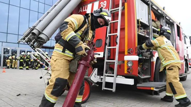 В офисном здании на Калинина произошло возгорание