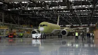 Второй серийный МС‑21 с «чёрным крылом» готовят к полёту в Иркутске