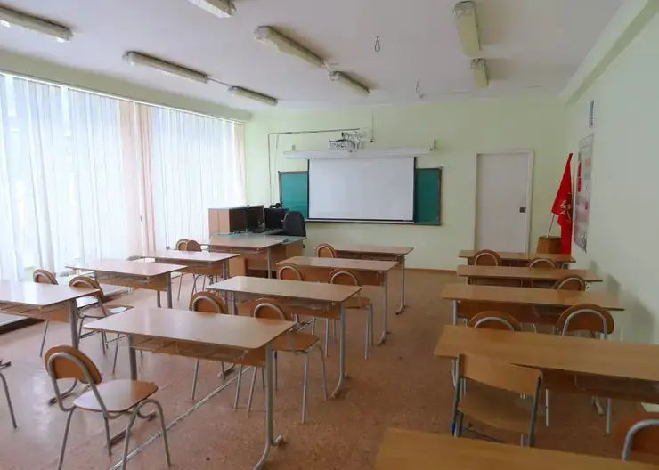 В нескольких школах Красноярска прошли эвакуации
