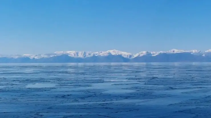 Первый лёд зафиксирован на Байкале