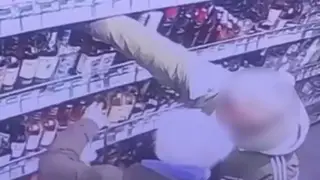 В Красноярске супруги пойдут под суд за кражу элитного алкоголя из магазинов В Красноярске супруги пойдут под суд за кражу элитного алкоголя из магазинов