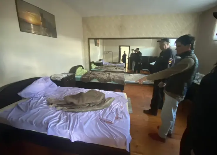 Силовики задержали в Иланском нелегала с крупной партией наркотиков