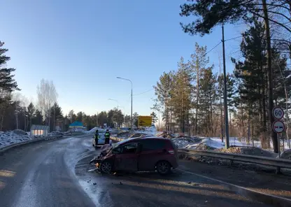 В Красноярском крае 11-месячная девочка пострадала в ДТП