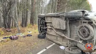 Мужчина погиб в аварии с перевёртышем на автотрассе под Красноярском Мужчина погиб в аварии с перевёртышем на автотрассе под Красноярском