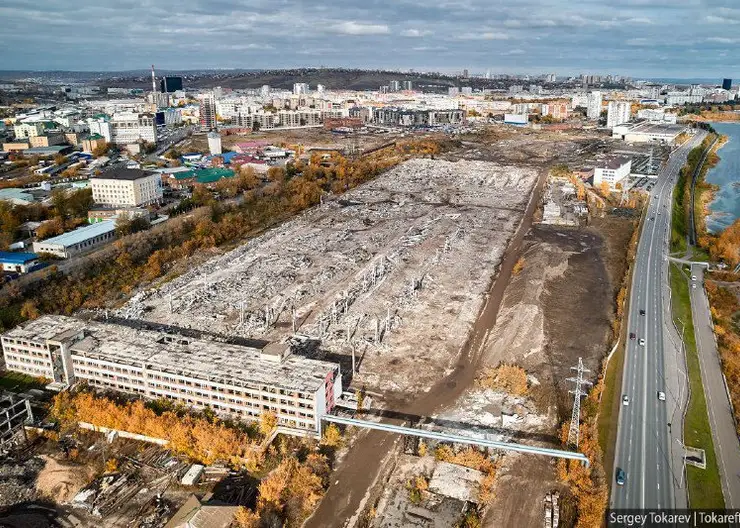 В Красноярске фотограф поделился снимками территории бывшего комбайнового завода