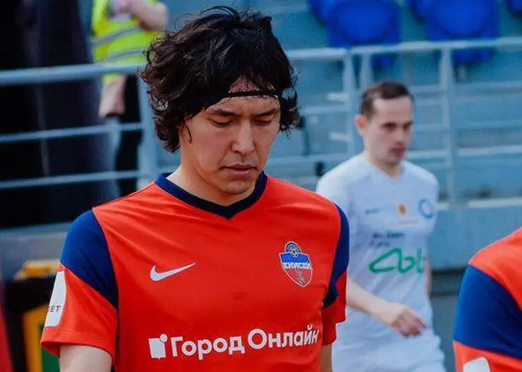 Защитник красноярского «Енисея» Мингиян Бевеев переходит в ФК «Урал» 