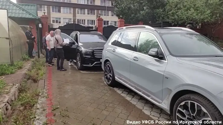 Предприниматели организовали схему хищения 65 млн рублей с завода по производству тест-полосок в Иркутской области