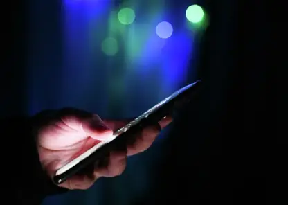 Почти 20 миллионов рублей лишился житель Норильска после того, как его 13-летнюю дочь в течение месяца обрабатывали мошенники.