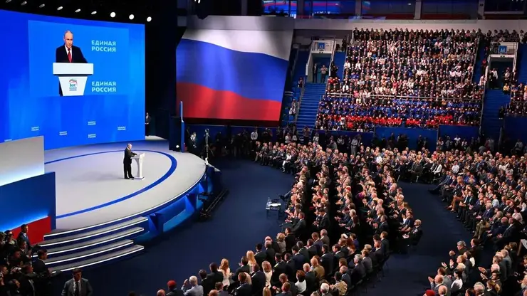 Съезд «Единой России» принял Народную программу — с ней партия пойдёт на выборы