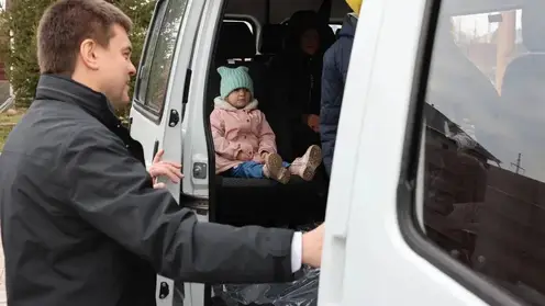 Красноярским семьям при рождении седьмого и последующего ребёнка будут выдавать микроавтобус
