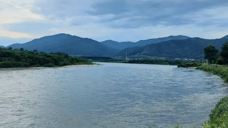 Анамның әйелі іштегі әйел