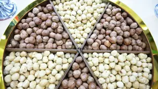 Специалисты объяснили, как выбрать безопасные орехи