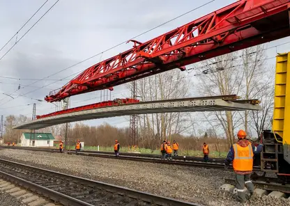 Более 80 километров пути обновлено на Красноярской железной дороге с начала ремонтной кампании