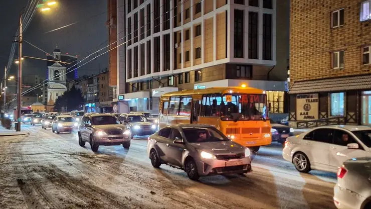 Красноярцев ждет теплое и снежное 8 марта