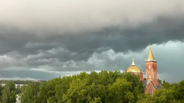 Более 500 жилых домов остались без света в Иркутской области