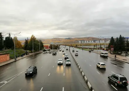 Жителей Красноярска предупредили о сильных порывах ветра 11 октября