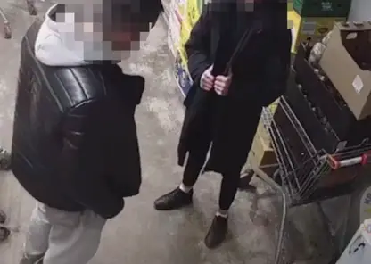 Наркозакладчик пришёл воровать в супермаркет Красноярска с полными карманами мефедрона