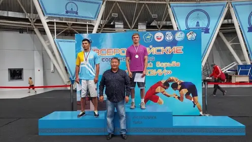 10 медалей завоевали борцы из Красноярского края на турнире «Центр Азии» 