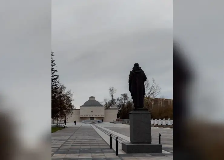 Братское кладбище на площади Победы в Красноярске ждет реставрация