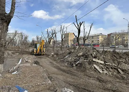 В Красноярске началось благоустройство променада на Красрабе