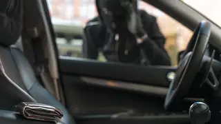 Красноярец инсценировал угон своей машины, чтобы не ехать с женой по магазинам