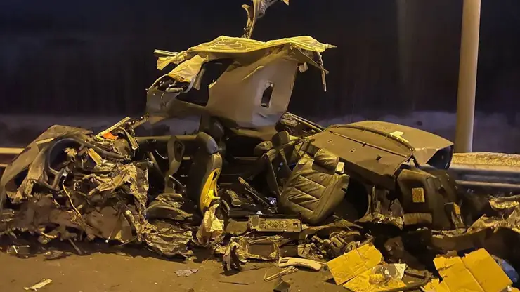 В Красноярском крае легковушку разорвало в смертельном ДТП с грузовиком