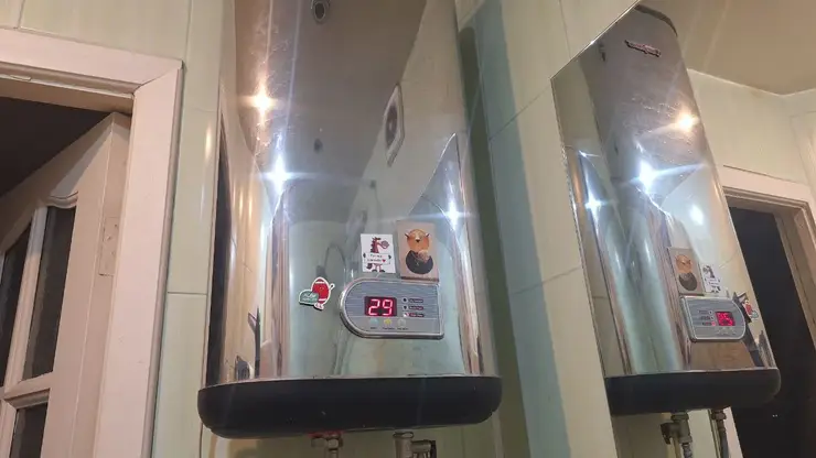 Жители сразу двух районов Красноярска с понедельника останутся без горячей воды