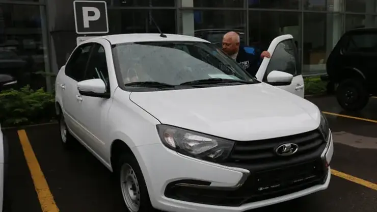 В Красноярском крае пострадавшие на производстве получили автомобили