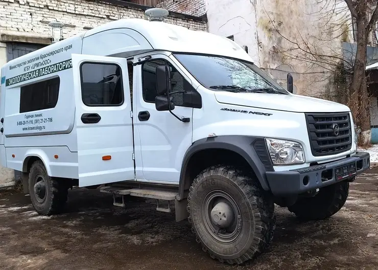 Будут следить за выбросами и днем, и ночью. В Красноярск приехала новая мобильная эколаборатория