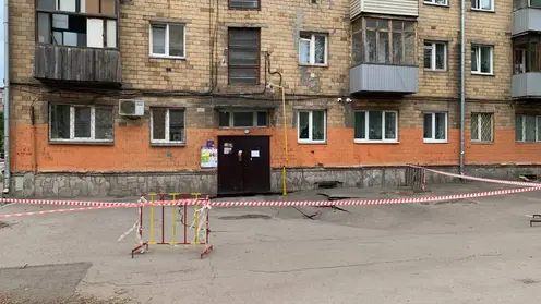 Мэрия Красноярска рассказала о ходе обследования дома на Бограда, где обрушился грунт