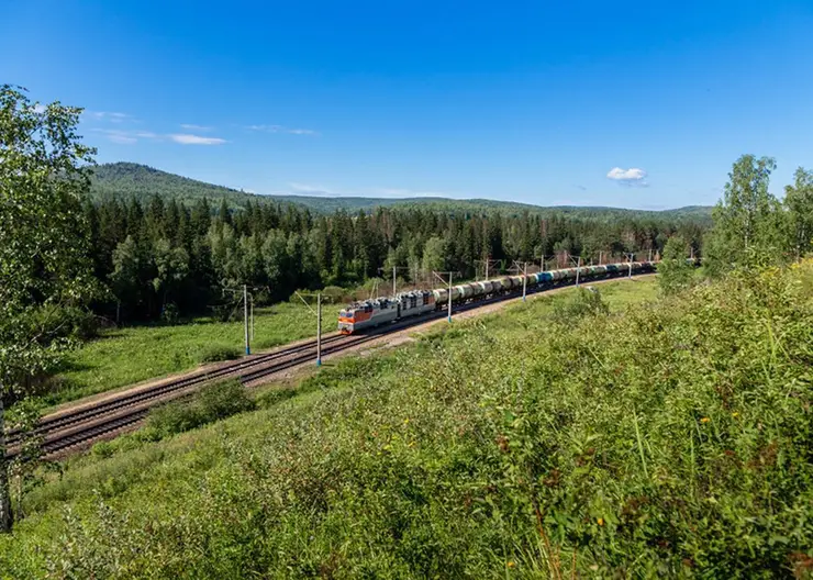 8 вагонов с углем сошли с рельсов в Красноярском крае