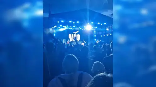 В Красноярске на острове Татышев выступила группа «Чайф»