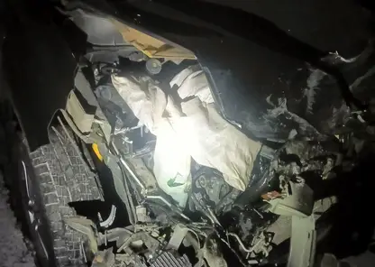 В Забайкалье водитель объехал шлагбаум и врезался в поезд — задержаны 10 составов