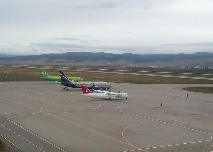 Иркутский аэропорт из-за тумана отправляет рейсы в Бурятию 
