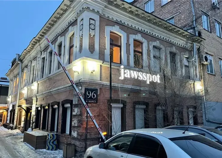 В Красноярске снова пытаются продать историческое здание барного дворика