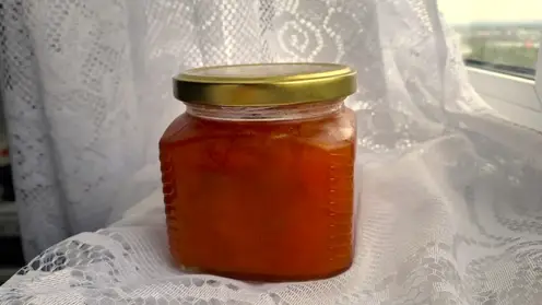 Эксперт пояснил, опасно ли варенье с плесенью на поверхности