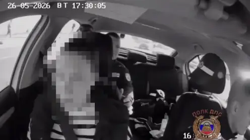 Экипаж ДПС помог рожающей женщине добраться до роддома в час пик в Красноярске