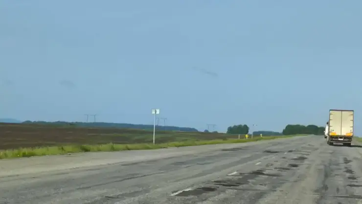 Суд заставил дорожников взяться за «убитые» дороги в Боготольском районе