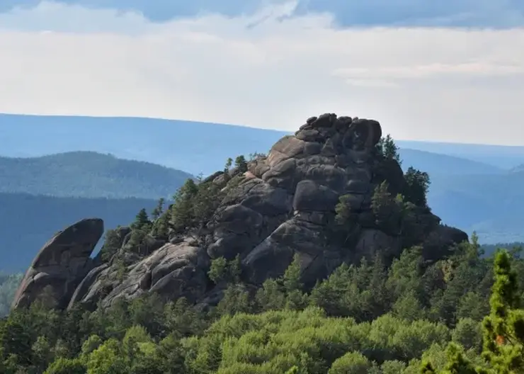 На красноярских столбах в районе скалы Ермак создадут новую смотровую площадку за 652 тысячи рублей