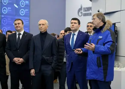 Глава Минпромторга РФ ознакомился с работой Омского НПЗ «Газпром нефти»