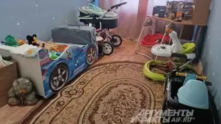 Отец умершего после рвоты ребенка из Красной Сопки показал его детскую комнату и игрушки