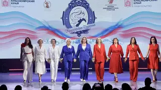 Жёны бойцов СВО соревновались в конкурсе «Красноярская сударыня»