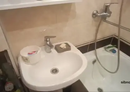 Жители двух красноярских многоэтажек на Борисова жалуются на отсутствие холодной воды