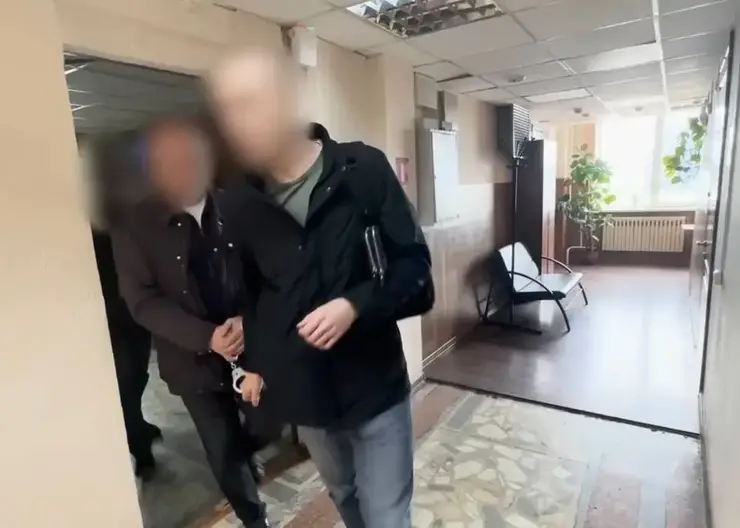 Адвокат из Красноярска отправится в тюрьму за покушение на крупную взятку