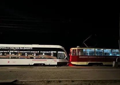 Два трамвая столкнулись в ДТП в Красноярске, есть пострадавшие