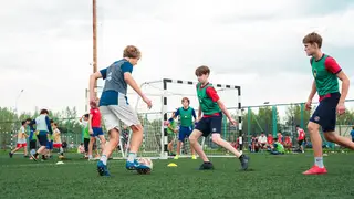 Юные любители футбола поборолись за ценные призы на турнире «Кубок будущего» в Красноярске Юные любители футбола поборолись за ценные призы на турнире «Кубок будущего» в Красноярске